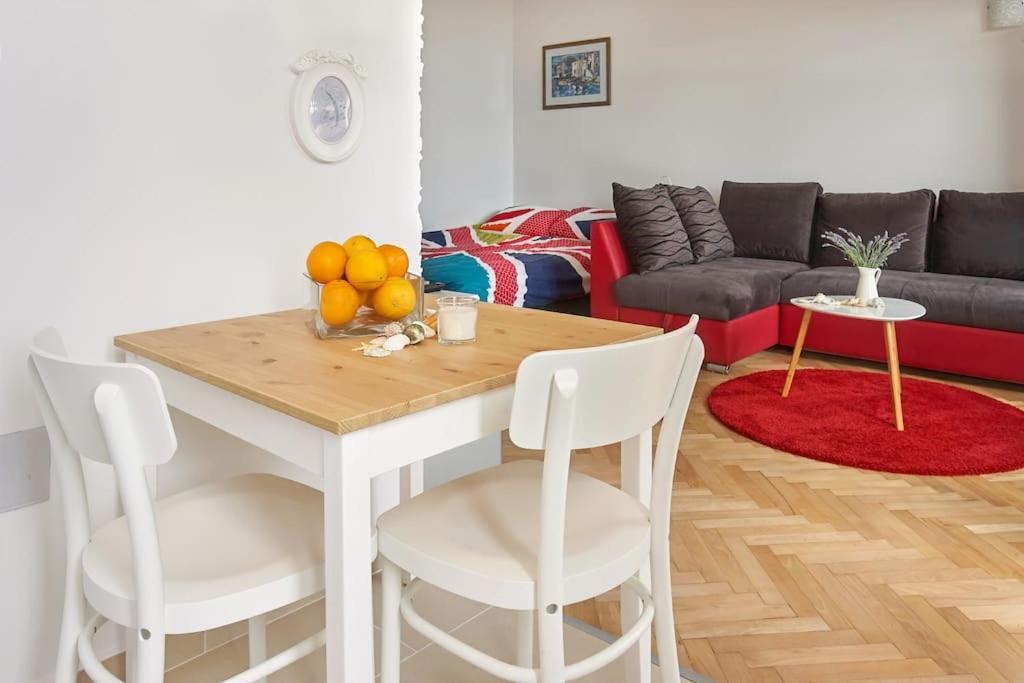 Studio Apartment One Sun Ловран Екстериор снимка